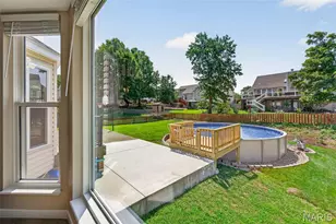 1525 Atlantic Crossing Dr, Fenton, MO 63026 - Photo 12