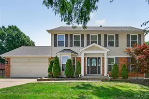 1525 Atlantic Crossing Dr, Fenton, MO 63026 - Photo 2