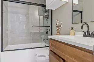 620 S Benton Ave, Saint Charles, MO 63301 - Photo 16