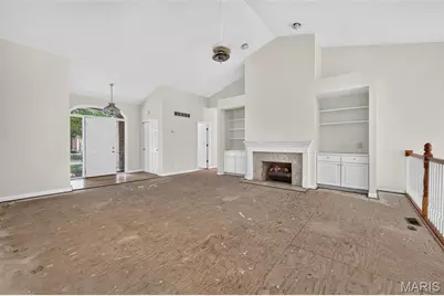 2223 Twin Estates Circle, Chesterfield, MO 63017 - Photo 6