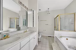 2223 Twin Estates Cir, Chesterfield, MO 63017 - Photo 18