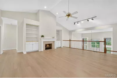 2223 Twin Estates Circle, Chesterfield, MO 63017 - Photo 2
