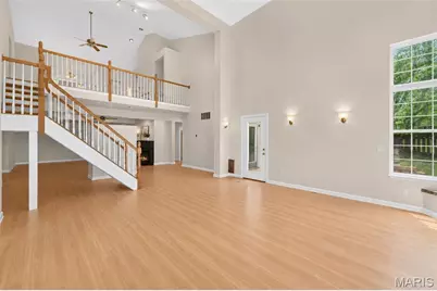2223 Twin Estates Circle, Chesterfield, MO 63017 - Photo 4