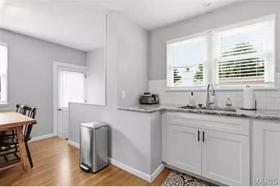 3838 Rainor Court, Saint Louis, MO 63116 - Photo 14
