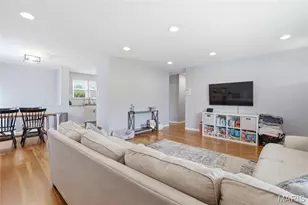 3838 Rainor Ct, Saint Louis, MO 63116 - Photo 10