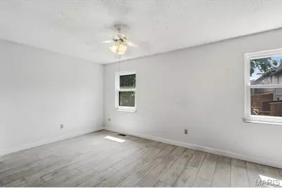 2344 Hidden Meadow Lane, Ballwin, MO 63021 - Photo 18