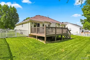 341 Falcon Hill Dr, O'Fallon, MO 63368 - Photo 32