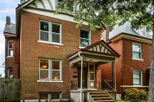 3662 Humphrey St, Saint Louis, MO 63116 - Photo 2