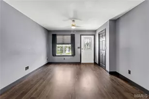 87 Parkway Dr, Bloomsdale, MO 63627 - Photo 2
