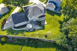 15525 Windsor Ridge Ct, Chesterfield, MO 63017 - Photo 14