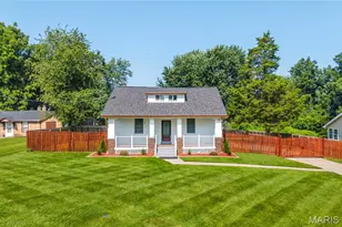 3655 McKibbon Rd, Saint Louis, MO 63114 - Photo 2