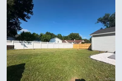 1514 Sycamore Glen Court, Florissant, MO 63031 - Photo 22