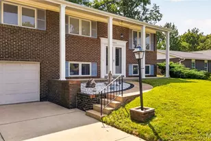 4626 Yorkchester Dr, Saint Louis, MO 63129 - Photo 6