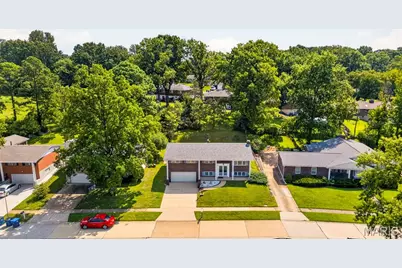 4626 Yorkchester Drive, Saint Louis, MO 63129 - Photo 8