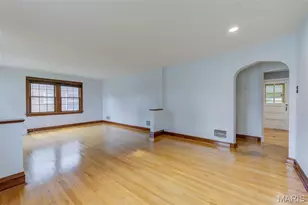 2307 Brown Rd, Overland, MO 63114 - Photo 12
