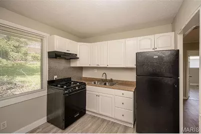 9813 Wendell Drive, Saint Louis, MO 63136 - Photo 12