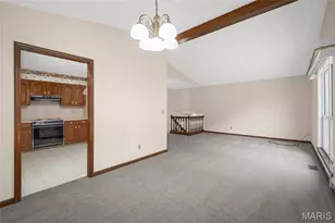 2912 Hameln Dr, Saint Charles, MO 63301 - Photo 8