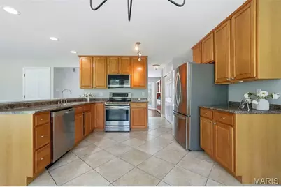 914 Oakmoor Drive, Fenton, MO 63026 - Photo 4