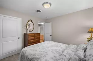 930 Blackberry Pl, Saint Louis, MO 63130 - Photo 32