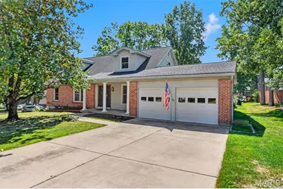 804 Dutch Mill Drive, Ballwin, MO 63011 - Photo 2