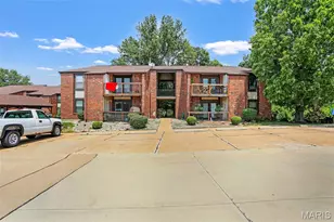 6824 Cottage Grove Ln, Saint Louis, MO 63129 - Photo 1