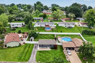 539 Golden Valley Dr, Unincorporated, MO 63129 - Photo 2