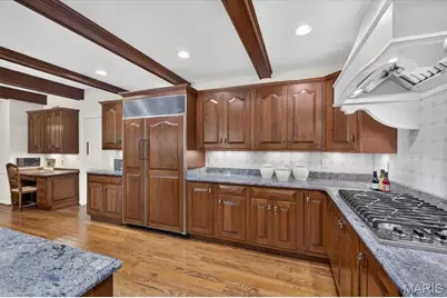 1233 Royal Glen Drive, Town and Country, MO 63131 - Photo 24