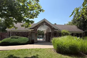 152 Carlton Point Dr, Wentzville, MO 63385 - Photo 4