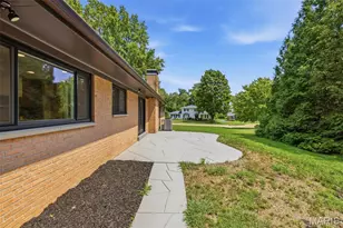 14 Wedgewood Ln, Creve Coeur, MO 63141 - Photo 54