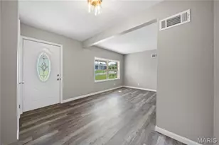 4349 Kay Ln, Saint Louis, MO 63123 - Photo 4