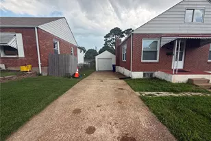 9413 Corregidor Dr, Woodson Terrace, MO 63134 - Photo 18
