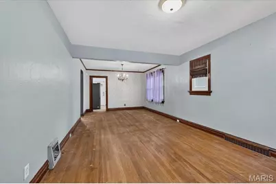 7626 Fairham Avenue, University City, MO 63130 - Photo 4