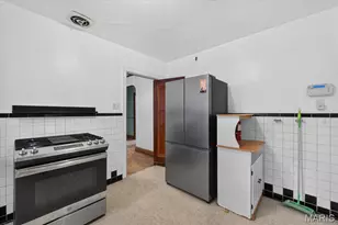 7626 Fairham Ave, University City, MO 63130 - Photo 12