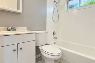10431 Presley Rd, Saint Louis, MO 63137 - Photo 8