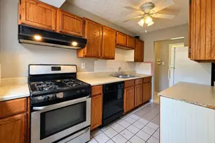 10431 Presley Rd, Saint Louis, MO 63137 - Photo 6