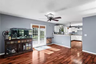 7 Bittersweet Dr, Saint Clair, MO 63077 - Photo 18