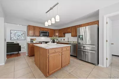 7806 Grantwood Oaks Court, Crestwood, MO 63123 - Photo 12