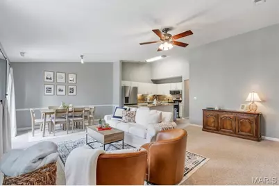 8912 Eager Road, Brentwood, MO 63144 - Photo 6