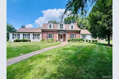 27 Ellsworth Lane, Ladue, MO 63124 - Photo 1
