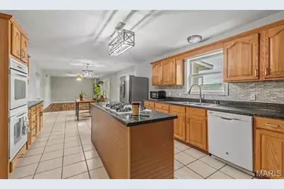 538 Spring Lake Lane, Bourbon, MO 65441 - Photo 28