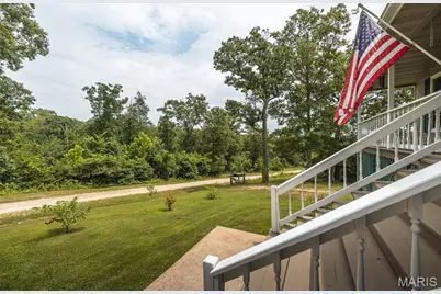 538 Spring Lake Lane, Bourbon, MO 65441 - Photo 10