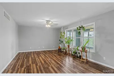 538 Spring Lake Lane, Bourbon, MO 65441 - Photo 22