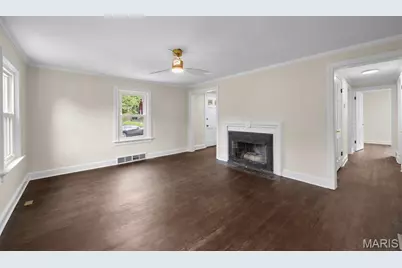 3804 Melba Place, Saint Louis, MO 63121 - Photo 8