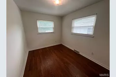 160 Barto Drive, Saint Louis, MO 63135 - Photo 8