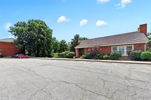 1960 Green Glen Dr, Kirkwood, MO 63122 - Photo 14