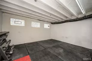 2737 Granda Dr, Saint Louis, MO 63125 - Photo 28