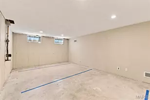 2263 McKelvey Rd, Maryland Heights, MO 63043 - Photo 22