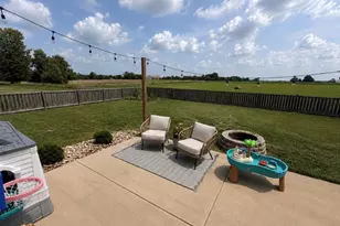 315 Late Harvest Dr, Wright City, MO 63390 - Photo 10