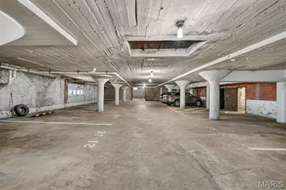 7525 Buckingham Drive #2N, Saint Louis, MO 63105 - Photo 32