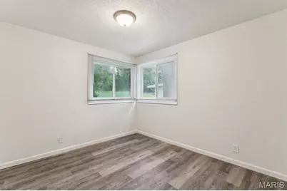 38 Westdell Drive, Saint Louis, MO 63136 - Photo 18